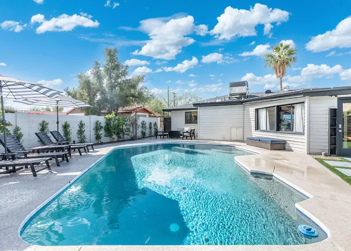 New The Palmera - Updated 4br With Private Pool Holiday home Scottsdale