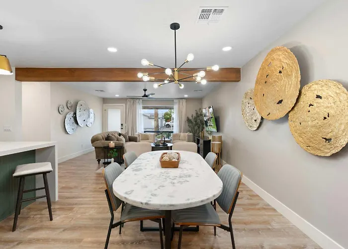 Holiday home New The Palmera - Updated 4br With Private Pool Scottsdale