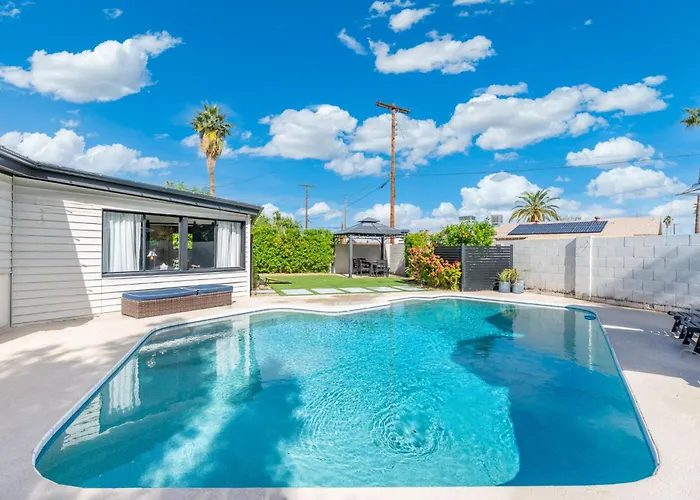 New The Palmera - Updated 4br With Private Pool Holiday home